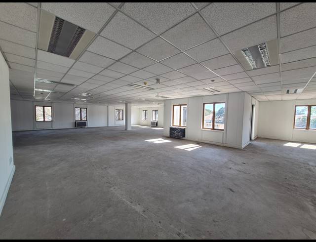 3,729M² OFFICE TO LET IN SANDTON CENTRAL